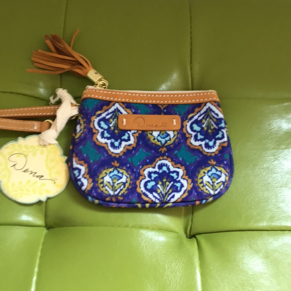 Dena wristlet